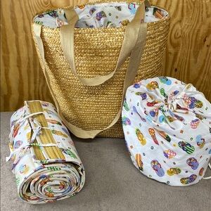 Picnic basket plastic place setting for 4 and roll up mat
